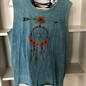 Dream catcher tank with detailed back